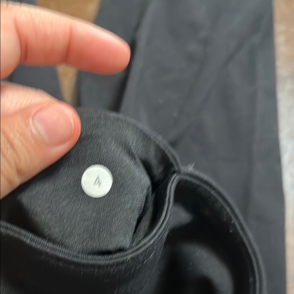 Lululemon crop leggings - Picture 5 of 6